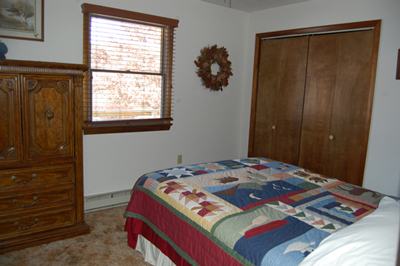 Queen bed second bedroom: Berkeley Springs Cabin Rental